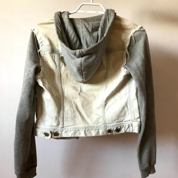 H&M Divided Light Denim Jacket With Light Heather Grey Sleeve - Picture 2 of 2